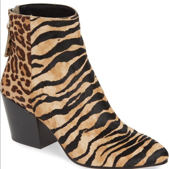 SOLD💕Dolce Vita Coltyn Calf Hair Bootie - Picture 3 of 8